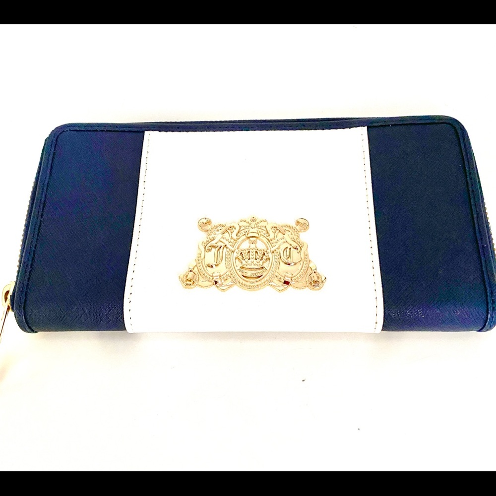 Juicy Couture - Zipper Wallet